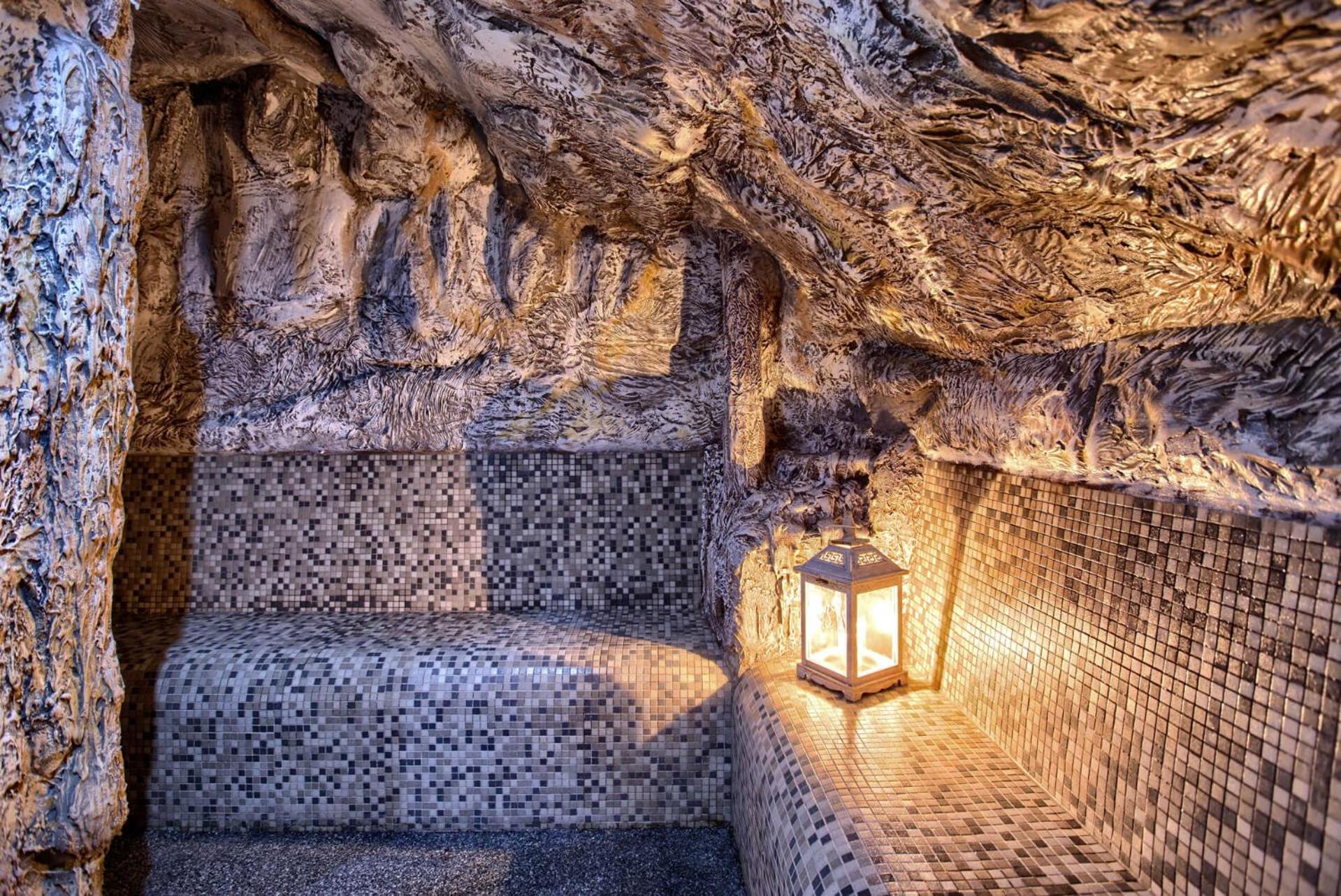 Penzion Zbojnicky Halas Tisovec エクステリア 写真