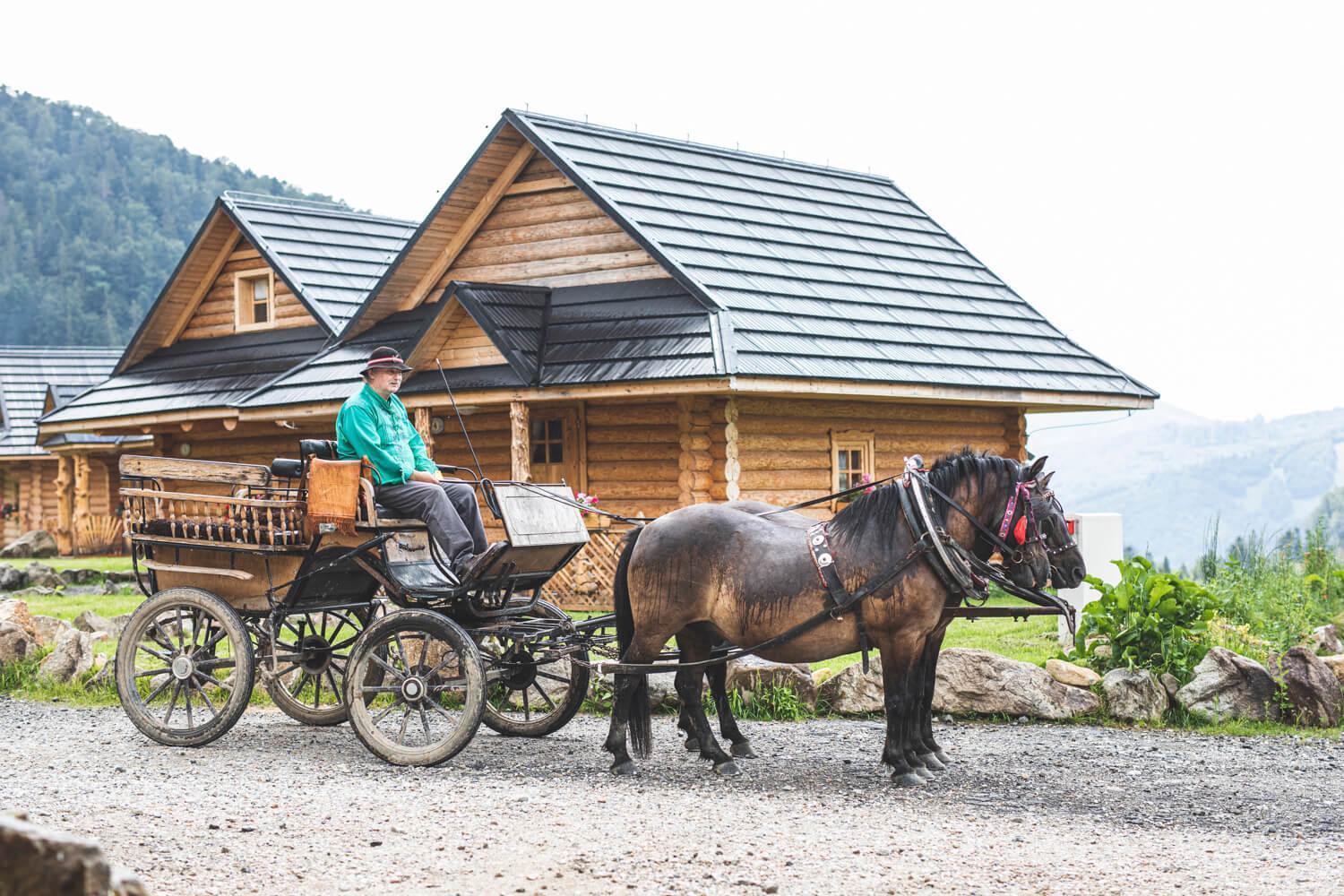 Penzion Zbojnicky Halas Tisovec エクステリア 写真