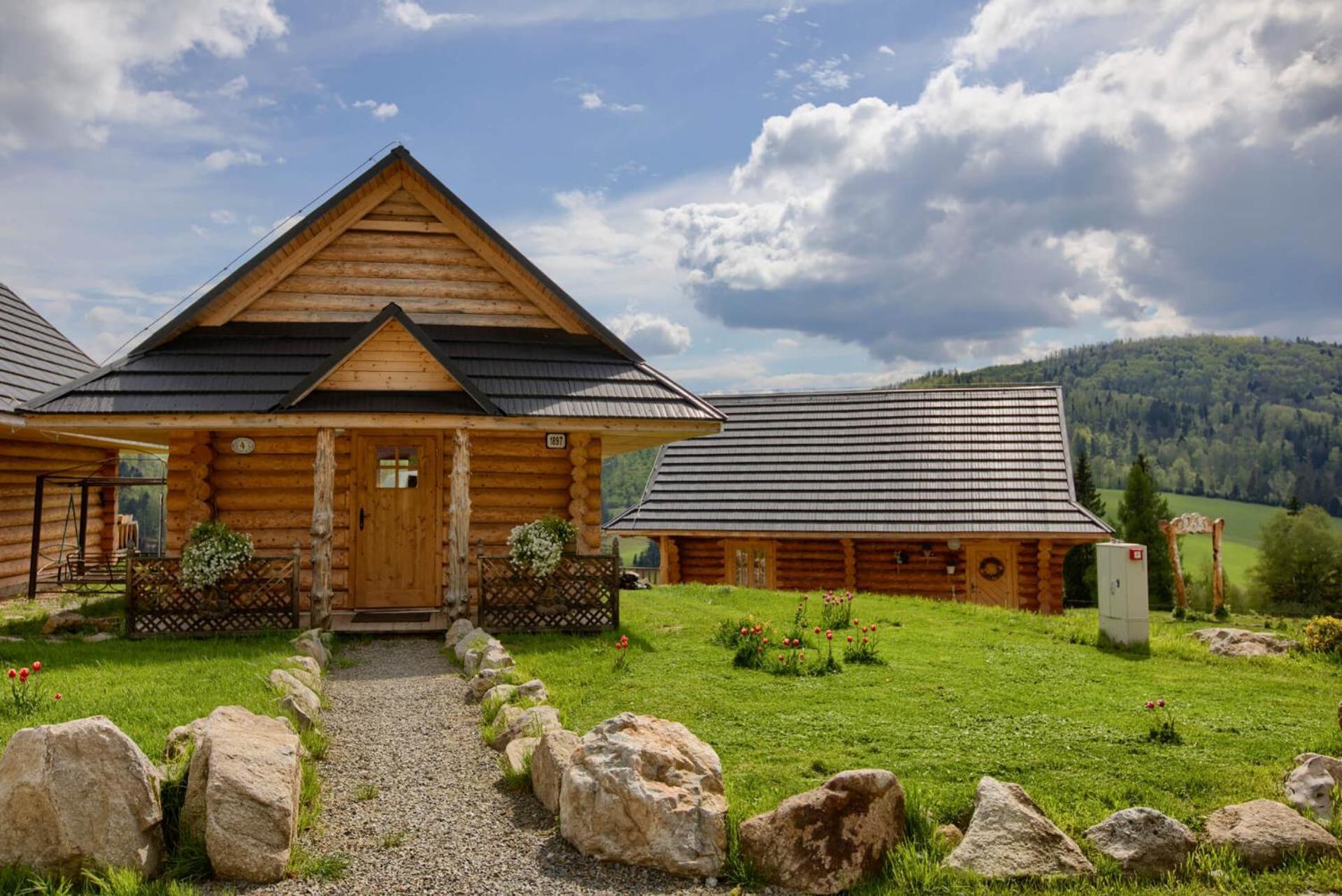 Penzion Zbojnicky Halas Tisovec エクステリア 写真